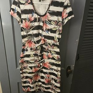 EVERYTHING MUST GO!! NWOT Nicole Miller midi dress, white & black floral, Sz L